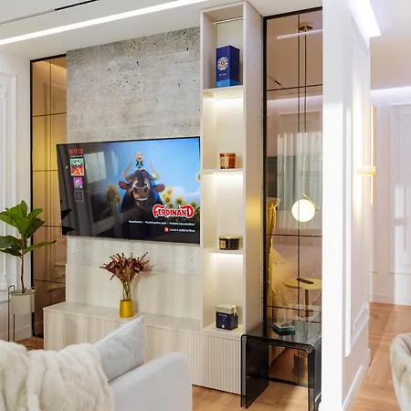 Cr Vibe Decebal Center Apartment *