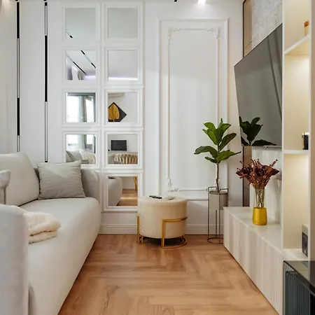 Διαμέρισμα Cr Vibe Decebal Center *