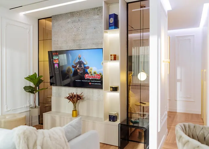 Cr Vibe Decebal Center Apartamento *