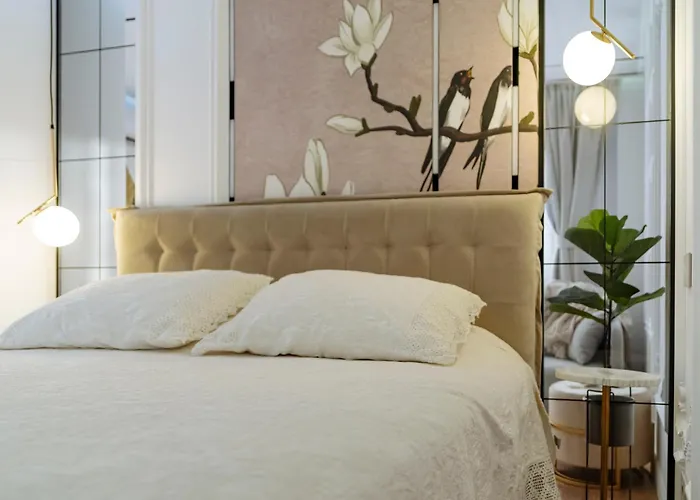 Cr Vibe Decebal Center * Bucareste