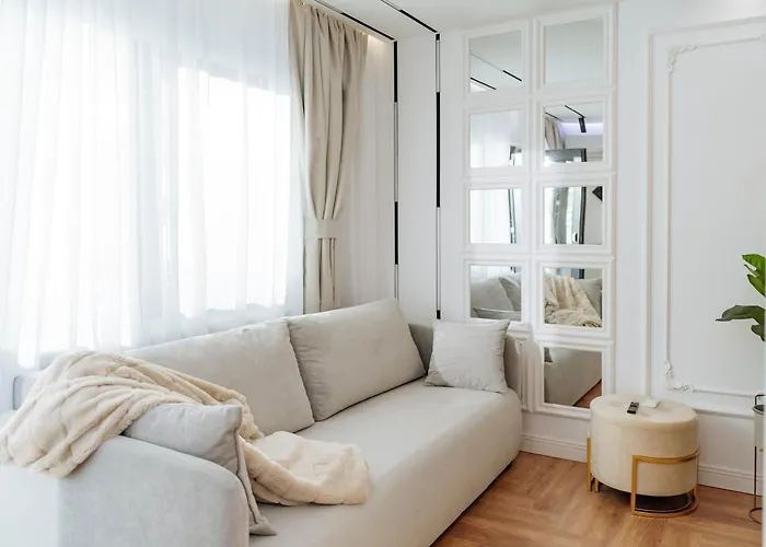 Cr Vibe Decebal Center Apartamento *