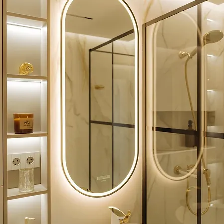 Cr Vibe Decebal Center Appartamento *